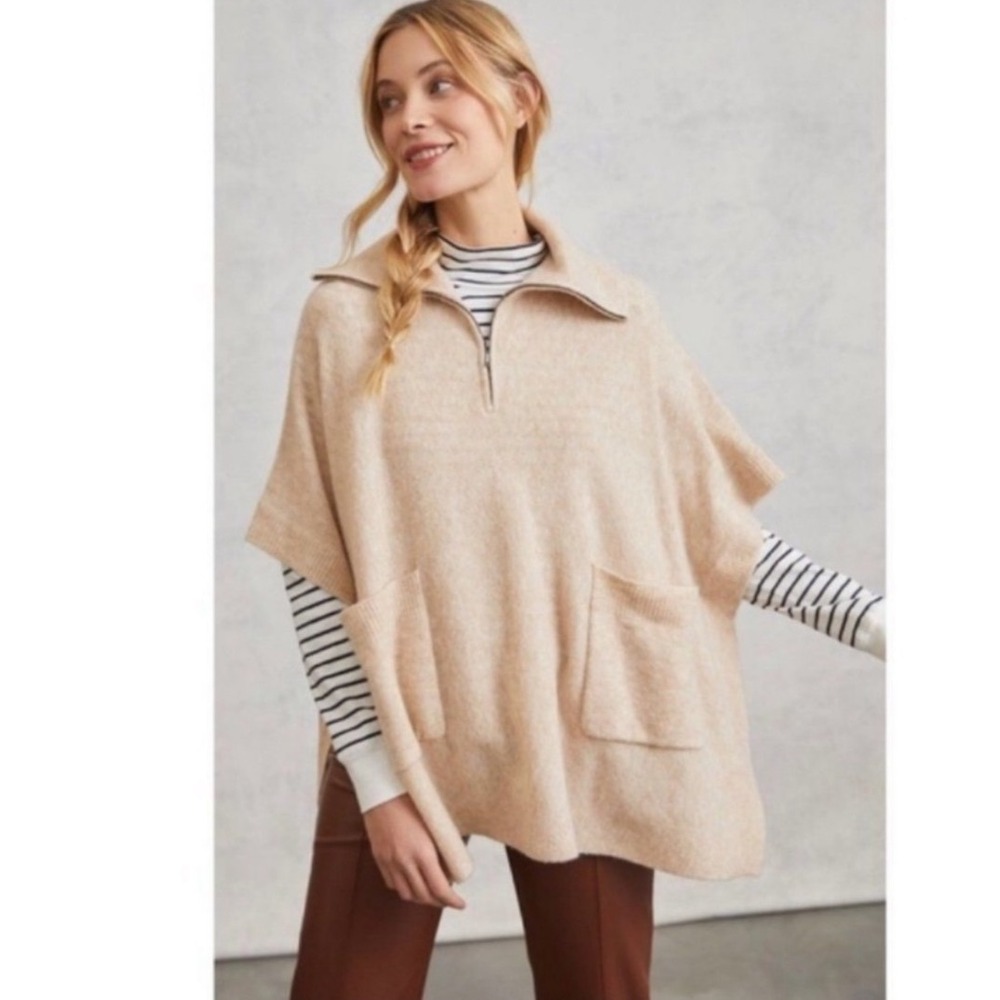 Anthropologie Charli Annina Poncho
Sweater Size M/L Wool‎ Blend